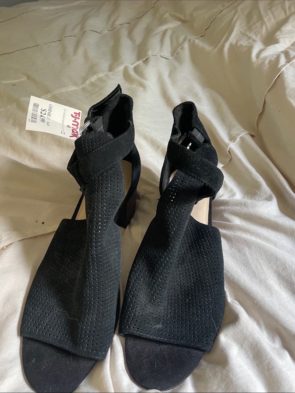 NWT heels